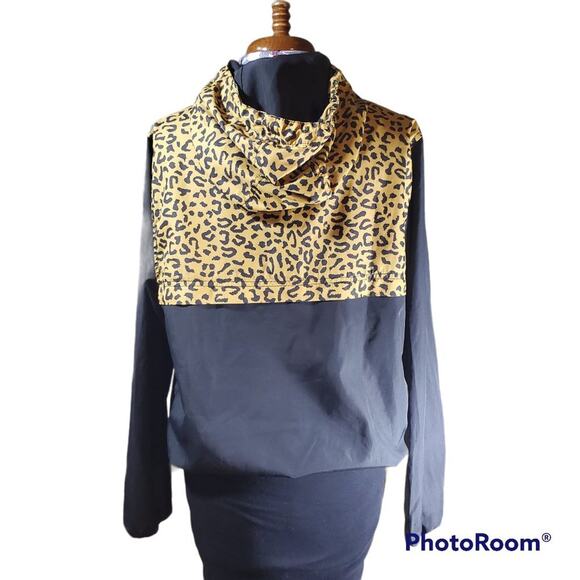 Empyre | Black and Leopard Print Windbreaker | Small - Picture 3 of 4